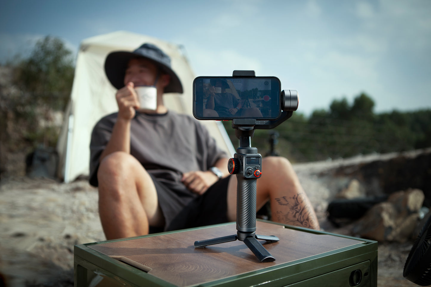 Hohem iSteady M6 - premium smartphone gimbal - Gimbals