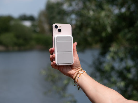 MOJOGEAR Wireless MagSafe powerbank 10.000 mAh - Wit - Powerbanks