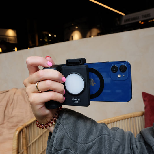 Ulanzi CapGrip LED smartphone camera grip with magnetic Bluetooth