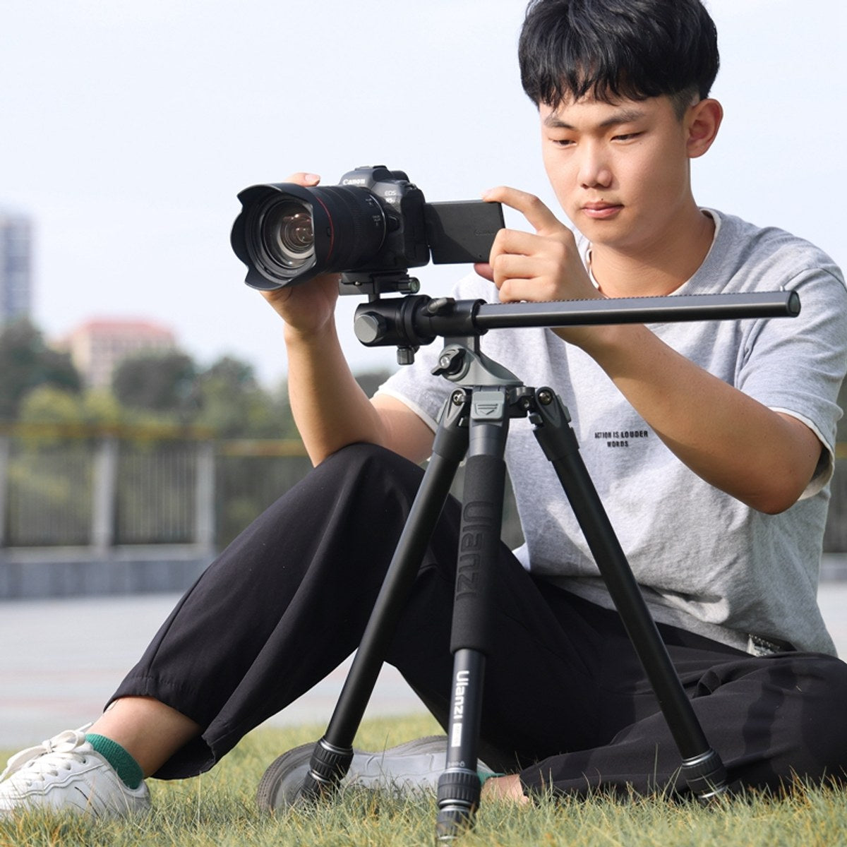 Ulanzi MT-59 premium tripod with horizontal/tiltable arm - 176cm