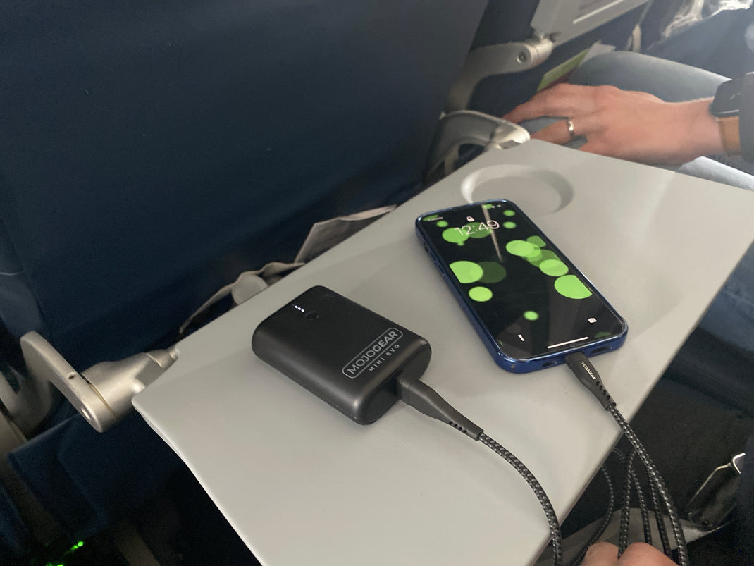 Mag je een powerbank meenemen in het vliegtuig? | Blog – MOJOGEAR