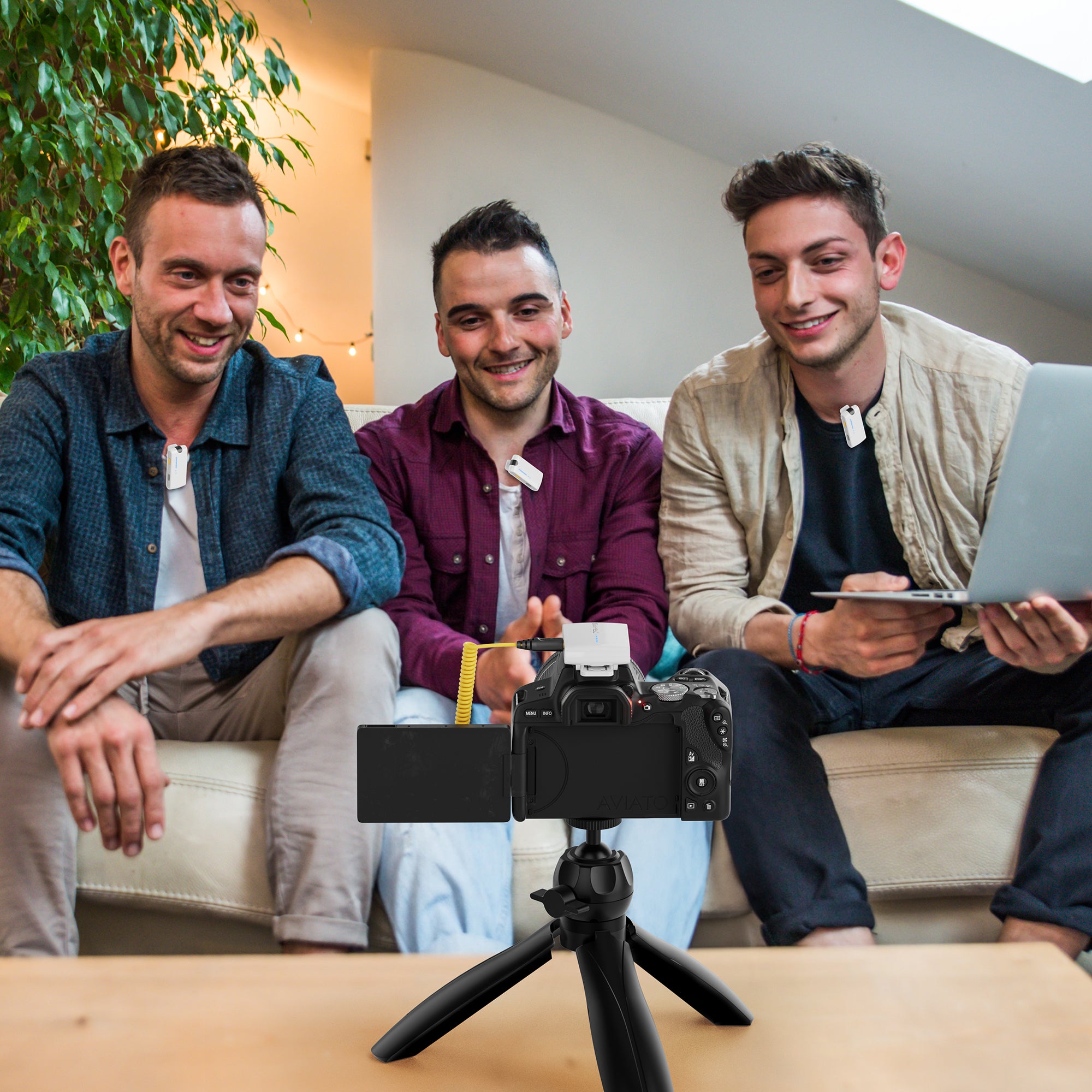 7RYMS iRay DW40 Wireless Microphone with 4 Transmitters | MOJOGEAR