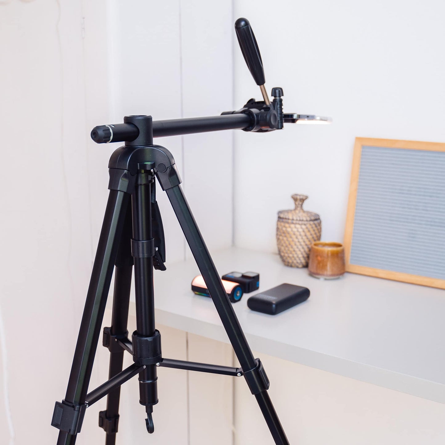 MOJOGEAR 179cm 3-in-1 tripod: tripod, monopod & horizontal arm