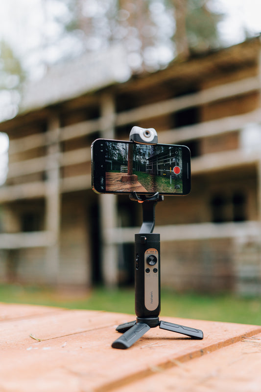 Hohem iSteady V2S smartphone gimbal met AI-sensor en lampje