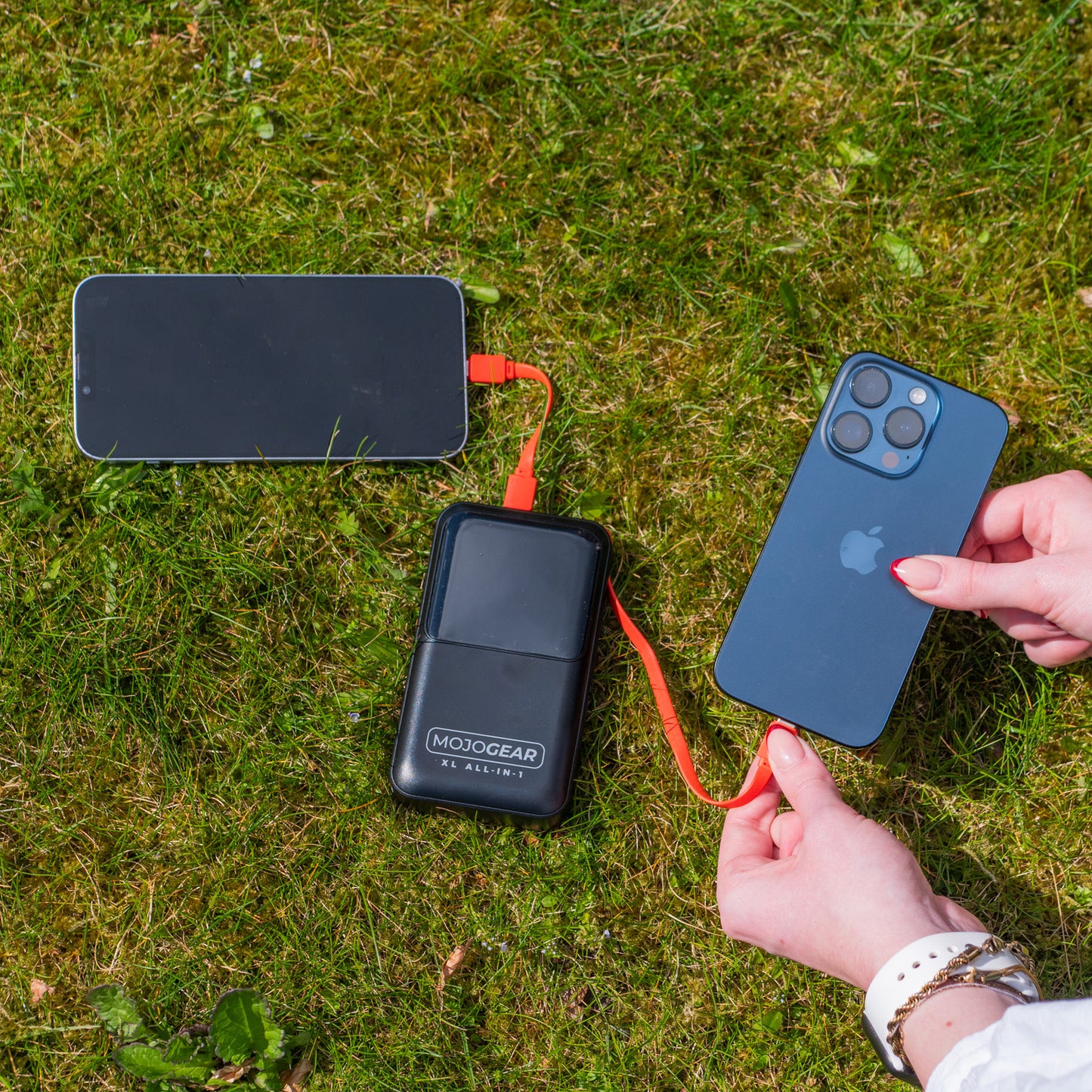 MOJOGEAR XL All-in-1 Powerbank 20.000 mAh met ingebouwde Lightning en USB-C kabels - Powerbanks