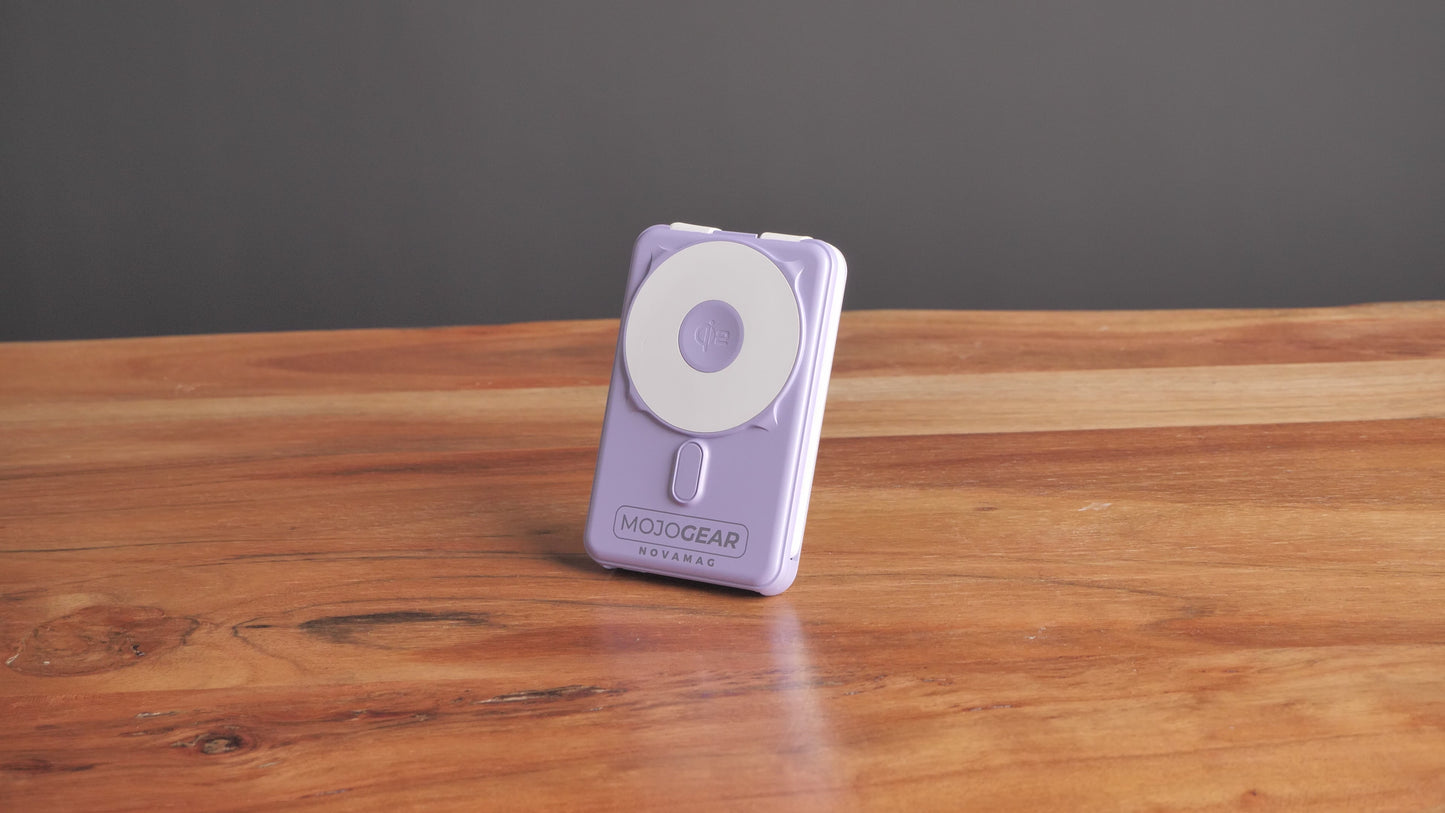 MOJOGEAR NovaMag All-in-1 Powerbank 10,000 mAh – Wireless Qi2 & Built-in Cables – Purple