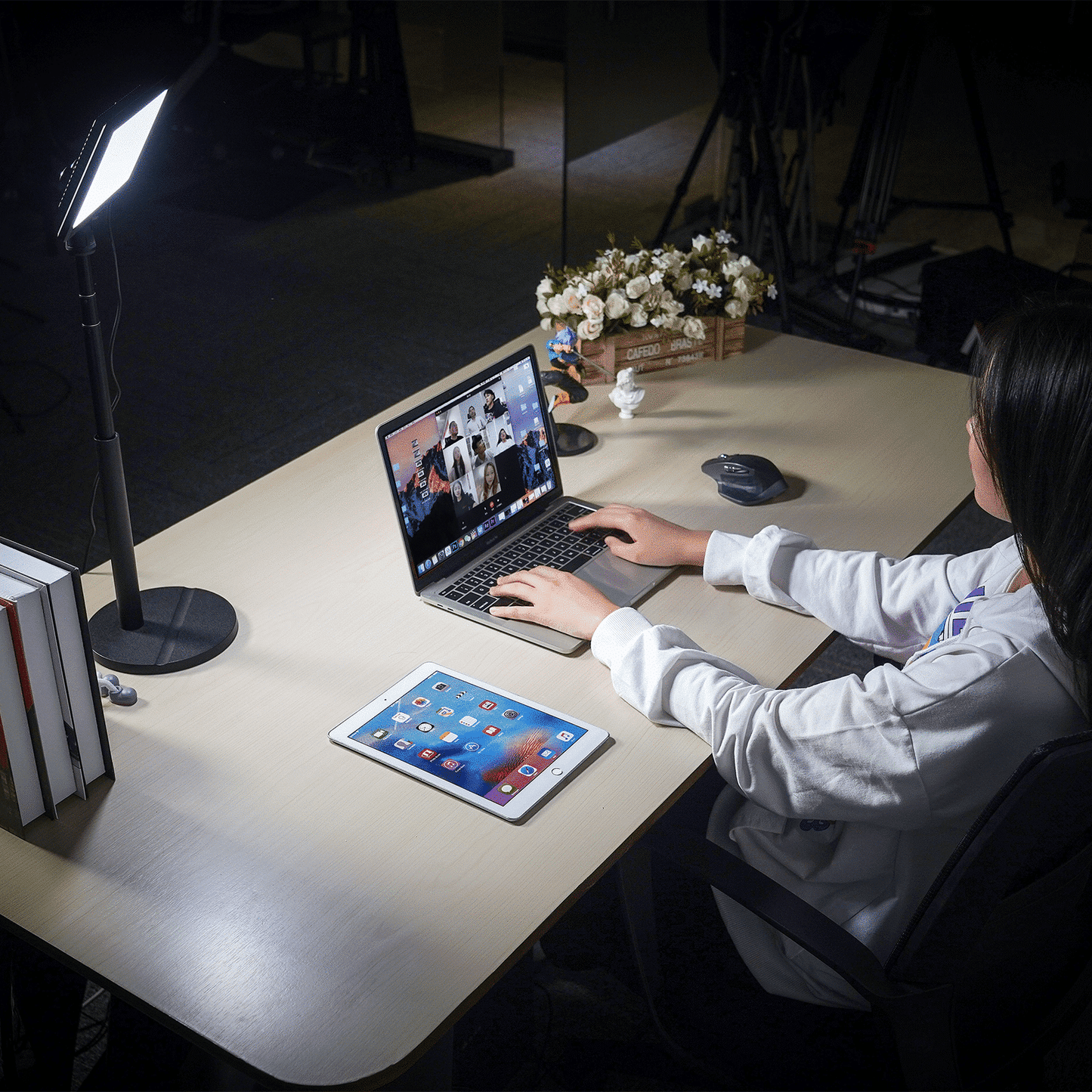 VIJIM K3 Desktop LED video light for streaming, YouTube and video calling