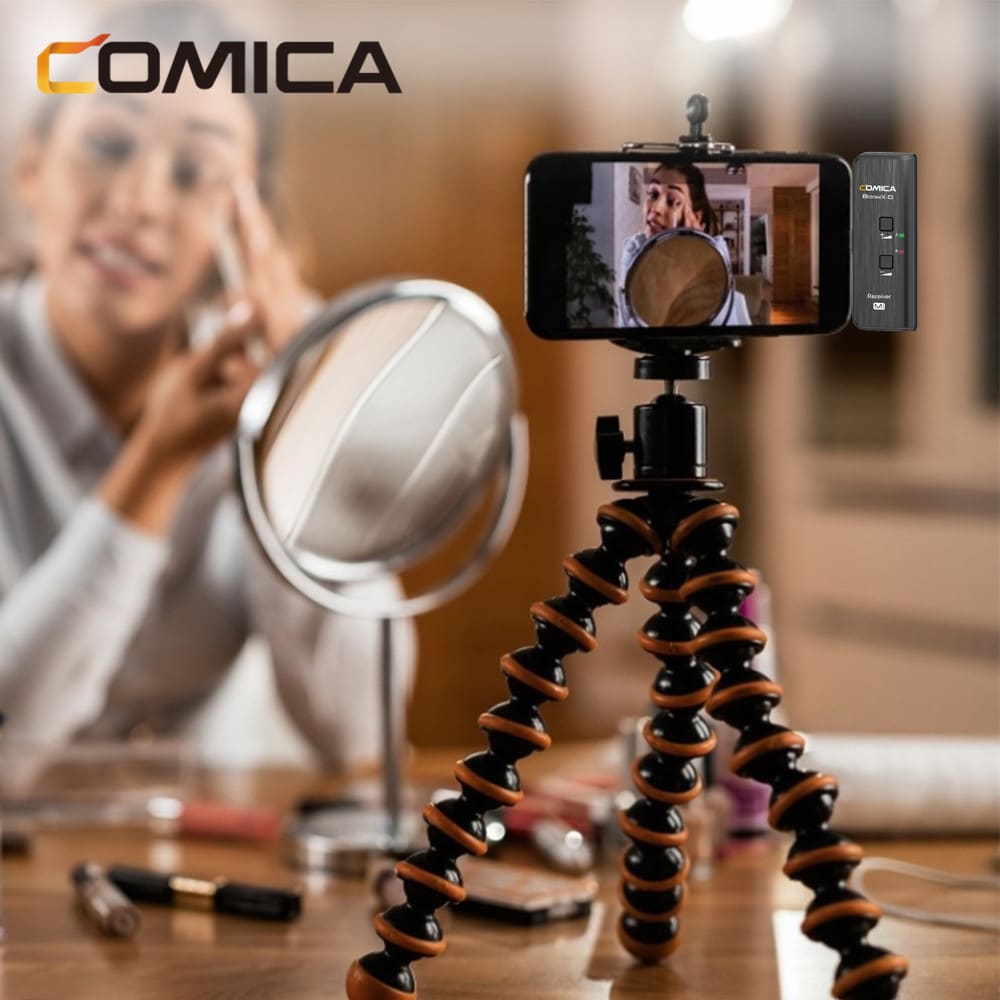 Comica BoomX-D MI2 wireless microphone set with 2 transmitters and Lightning receiver for iPhone